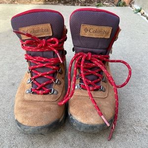 Women’s Columbia hiking boots